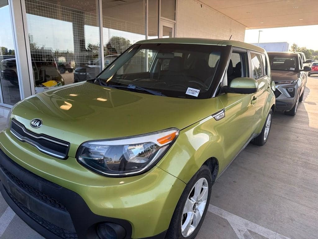 2018 Kia Soul Base — photo 1 of 10