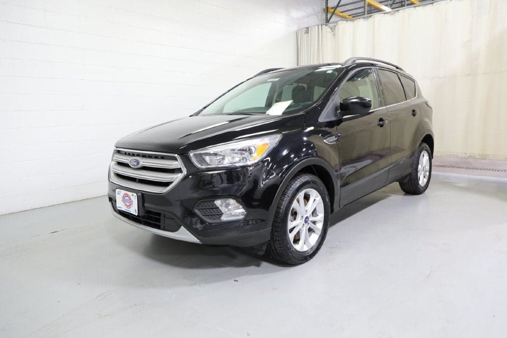 2018 Ford Escape SE — photo 1 of 24
