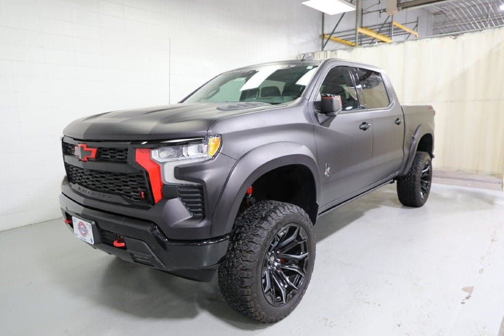2025 Chevrolet Silverado 1500 LTZ — photo 1 of 12