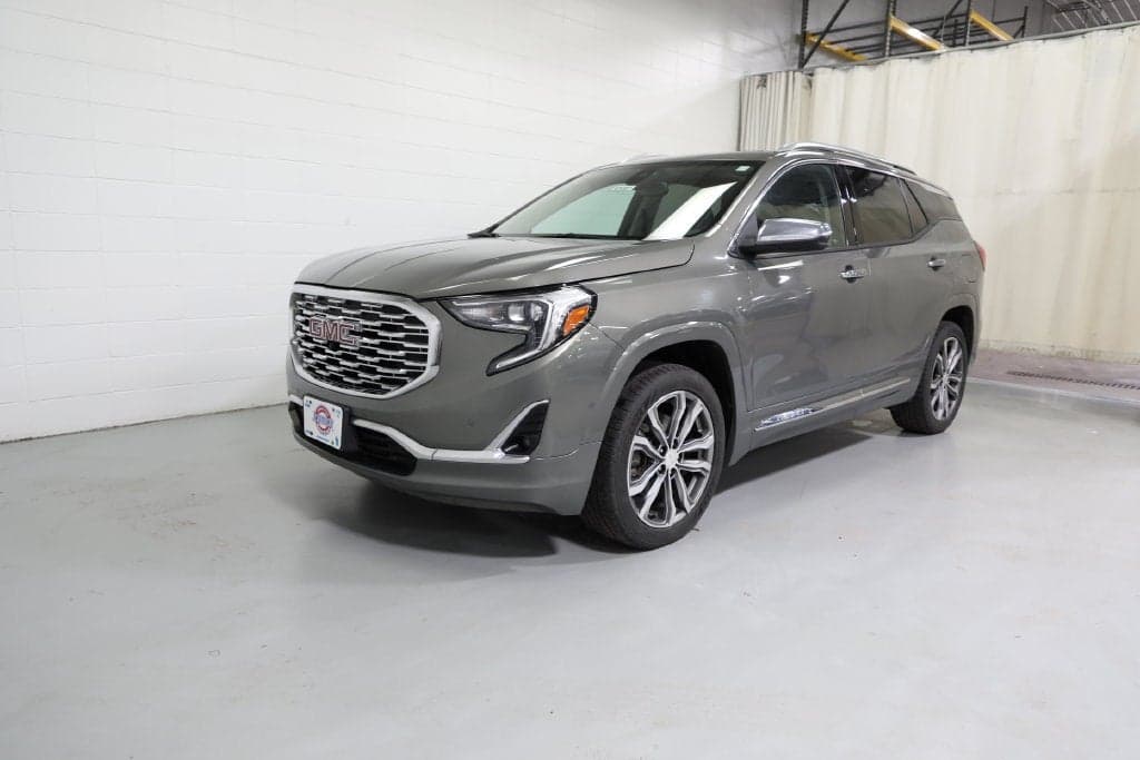 2018 GMC Terrain Denali — photo 1 of 44