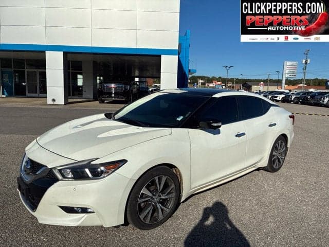 2017 Nissan Maxima Platinum — photo 1 of 2