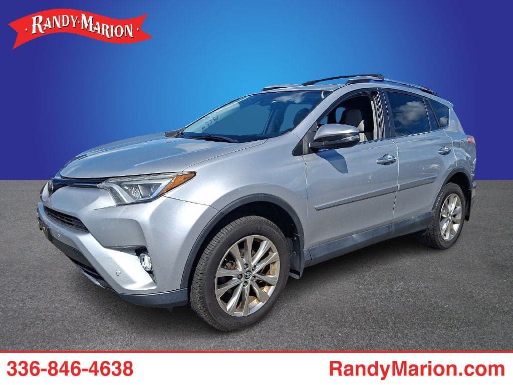 2018 Toyota RAV4 Limited — photo 1 of 5