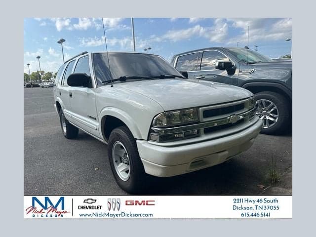 2002 Chevrolet Blazer LS — photo 1 of 12