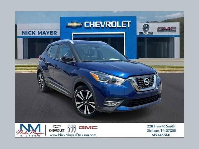 2019 Nissan Kicks SR — photo 1 of 36