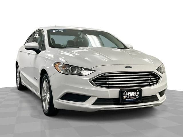 2018 Ford Fusion Hybrid S — photo 1 of 33