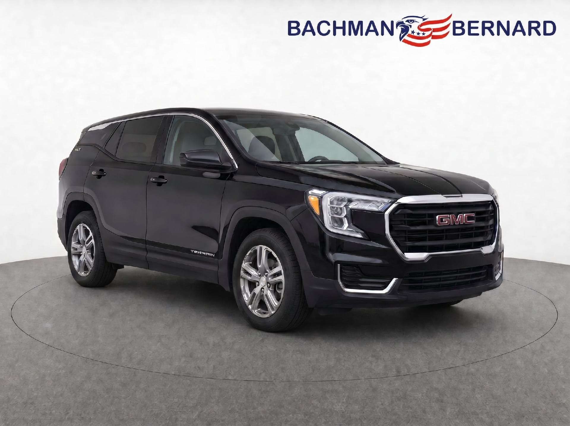 2024 GMC Terrain SLE — photo 1 of 20