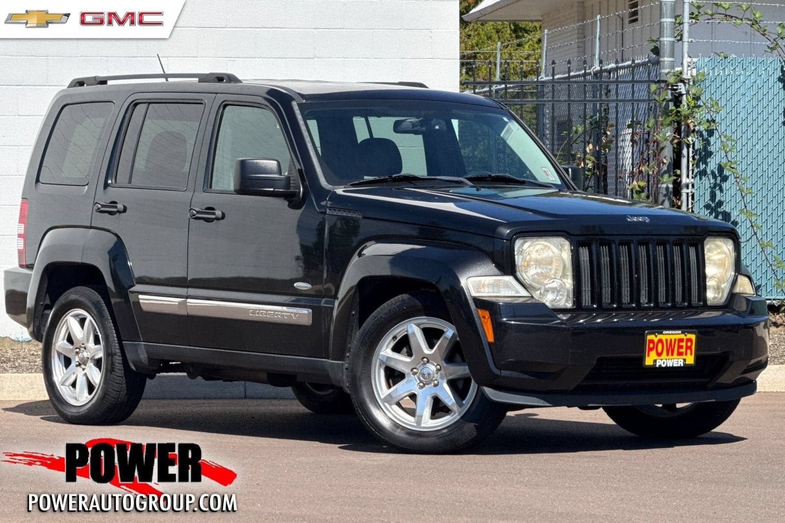 2012 Jeep Liberty Sport Latitude — photo 1 of 26