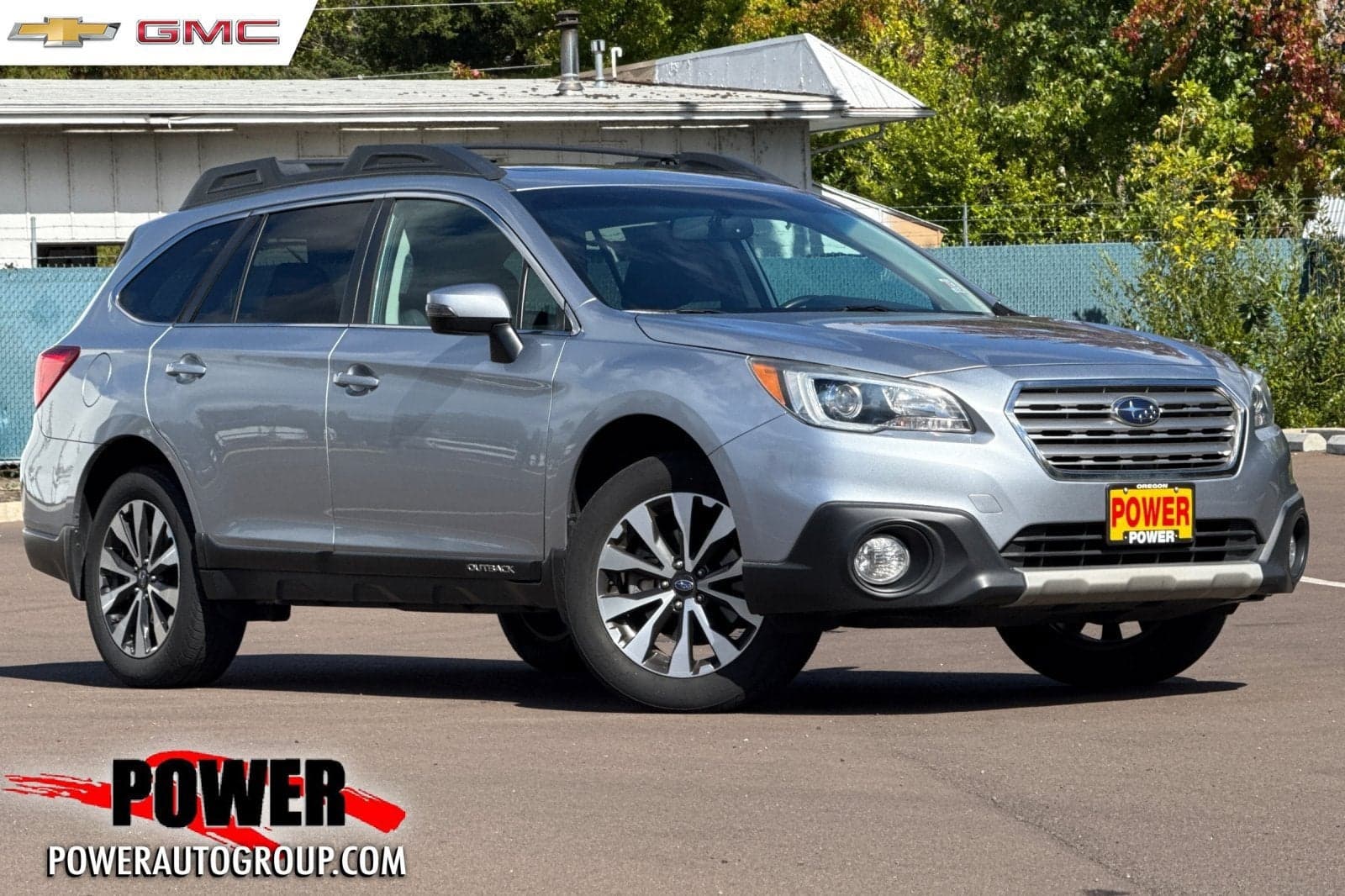 2017 Subaru Outback Limited — photo 1 of 28