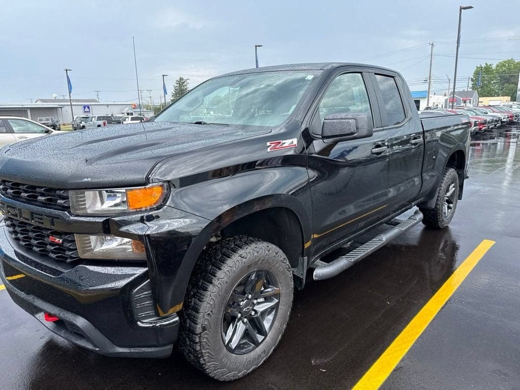 2020 Chevrolet Silverado 1500 Custom Trail Boss — photo 1 of 5