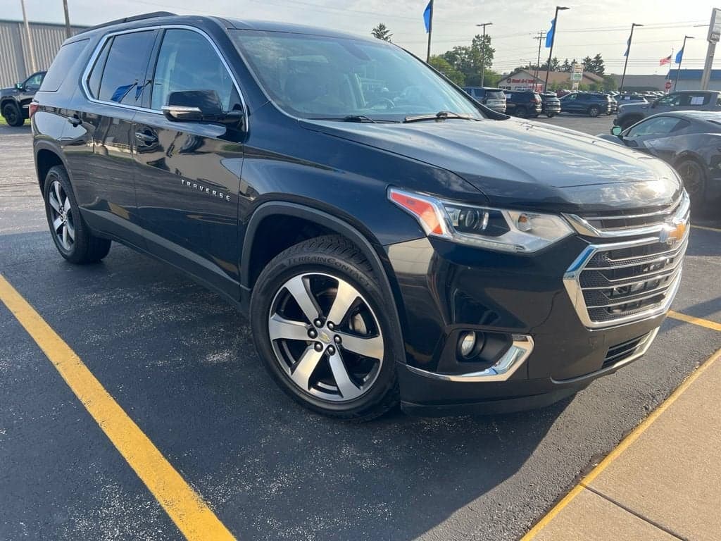 2020 Chevrolet Traverse LT Leather — photo 1 of 5
