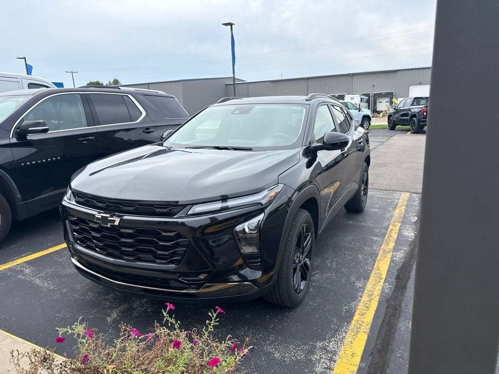 2024 Chevrolet Trax ACTIV — photo 1 of 5