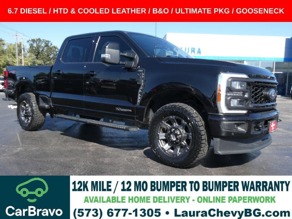 2023 Ford Super Duty F-350 SRW LARIAT — photo 1 of 5