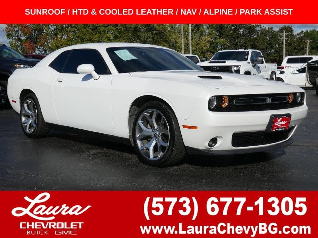 2016 Dodge Challenger SXT Plus — photo 1 of 5