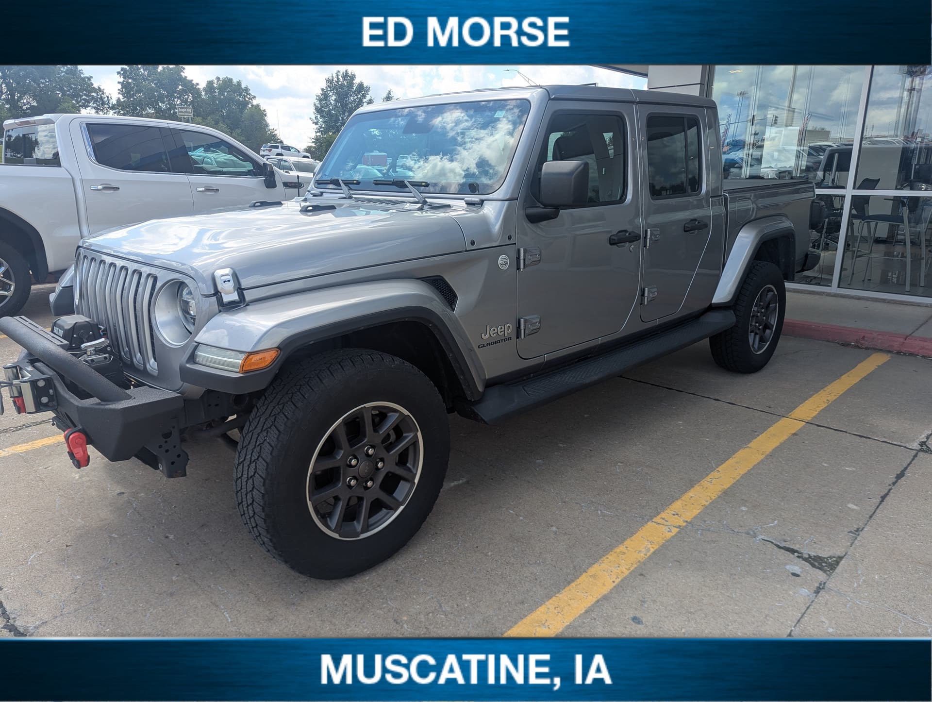 2020 Jeep Gladiator Overland — photo 1 of 7