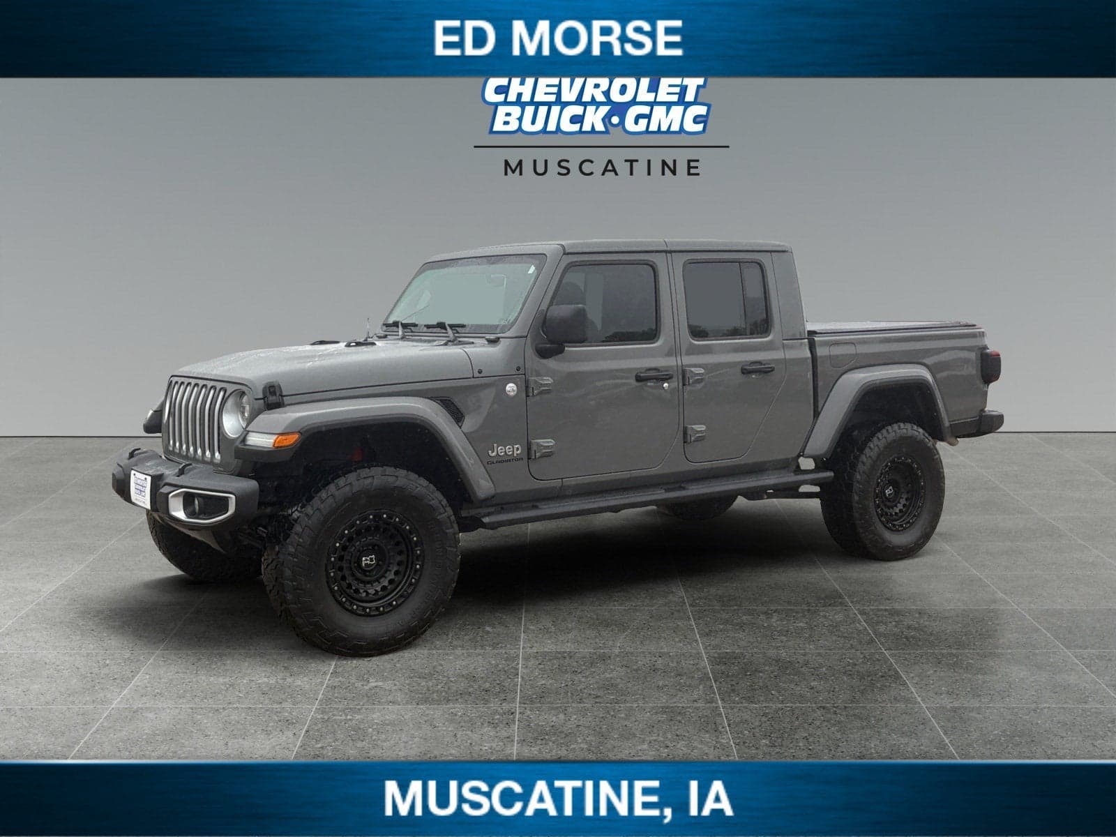 2022 Jeep Gladiator Overland — photo 1 of 5