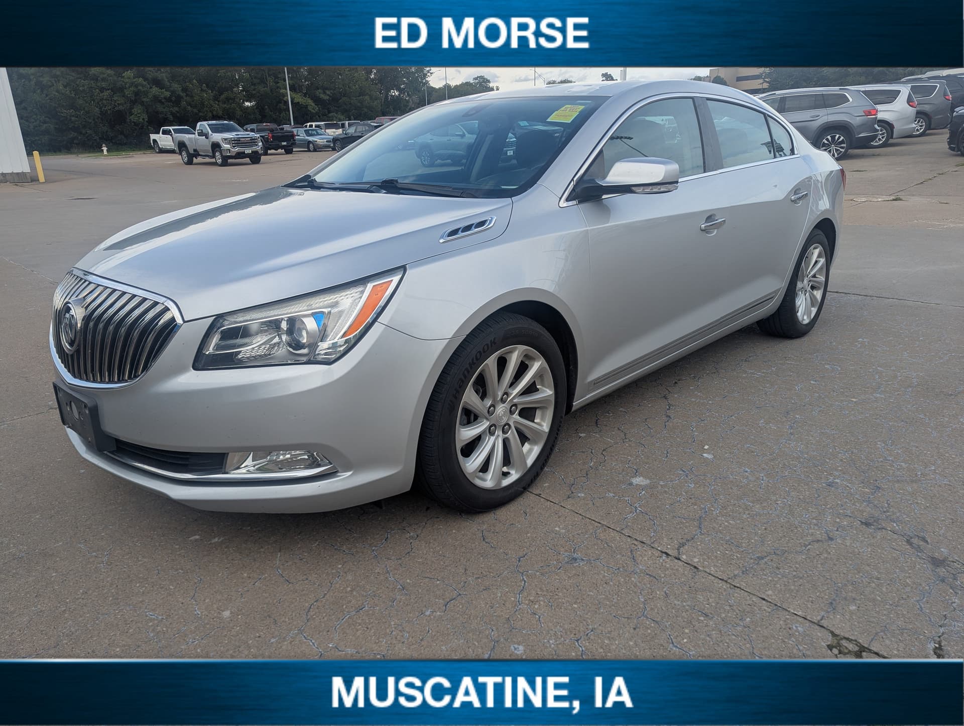 2015 Buick LaCrosse Leather — photo 1 of 28