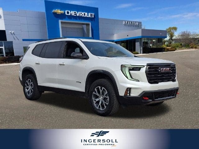 2025 GMC Acadia AWD AT4 — photo 1 of 3