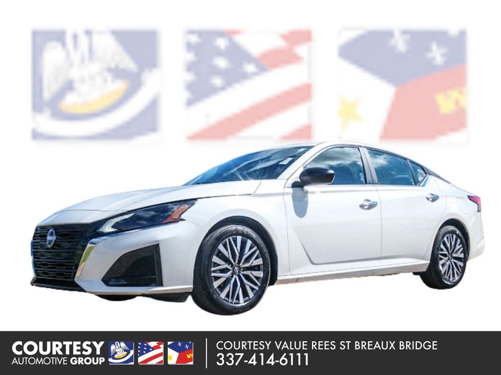 2025 Nissan Altima SV — photo 1 of 20