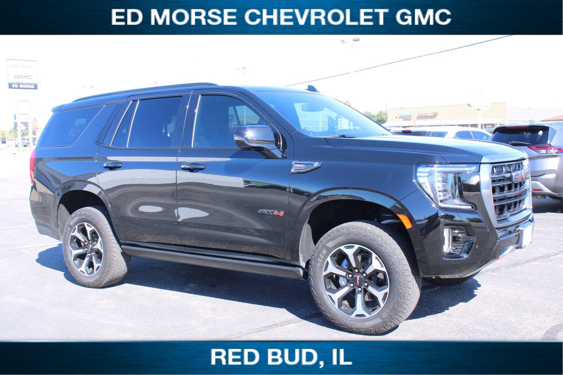 2024 GMC Yukon AT4 — photo 1 of 5
