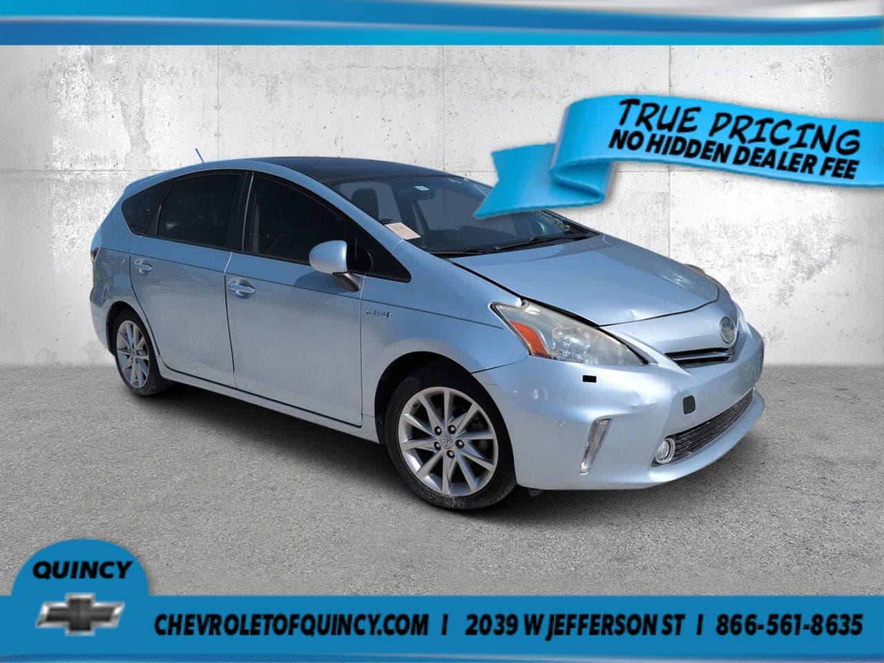 2013 Toyota Prius v Five — photo 1 of 11