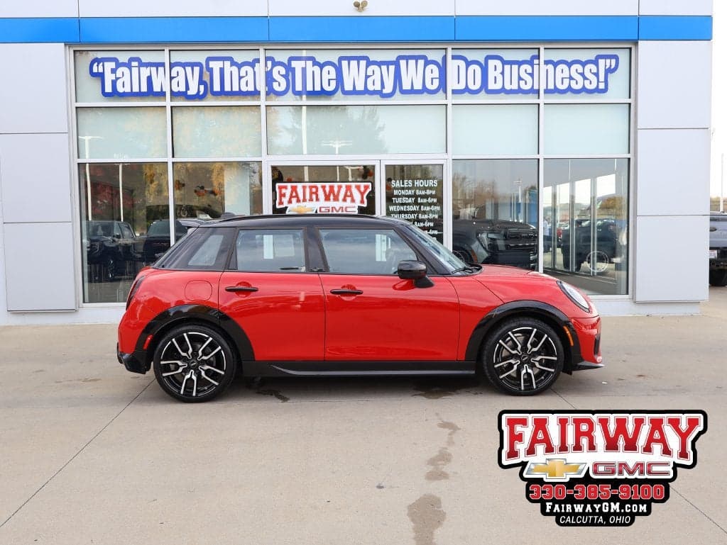 2026 Mini Hardtop 4 Door Cooper S Signature — photo 1 of 5