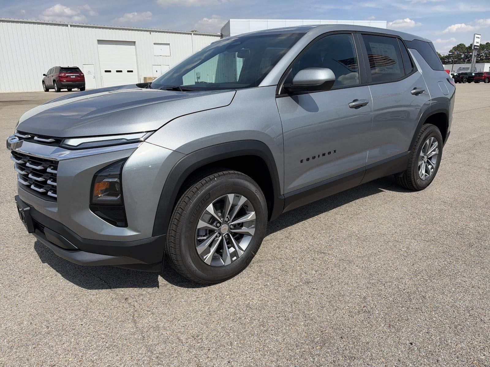 2027 Chevrolet Equinox AWD LT — photo 1 of 42