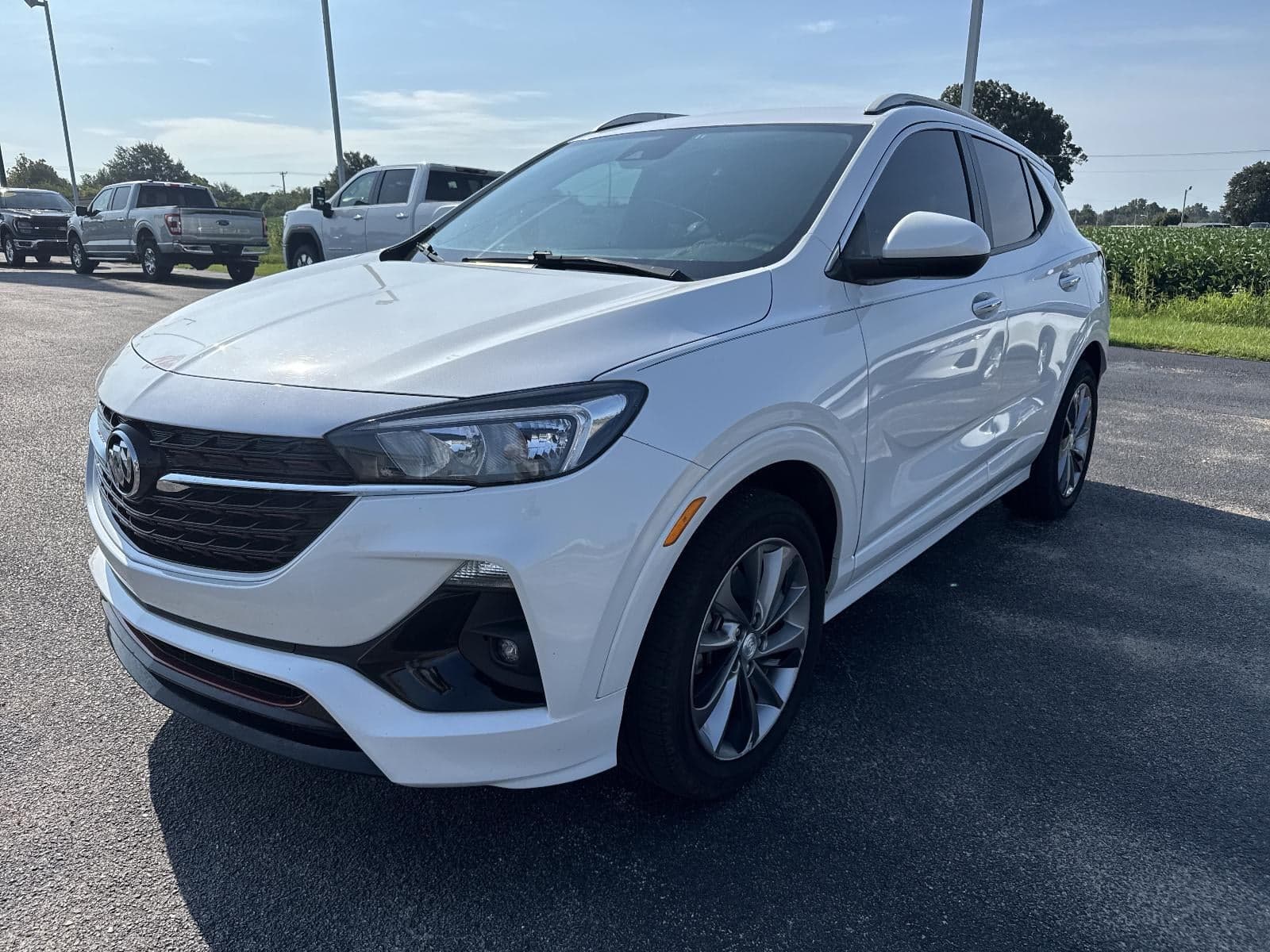 2022 Buick Encore GX Select — photo 1 of 27