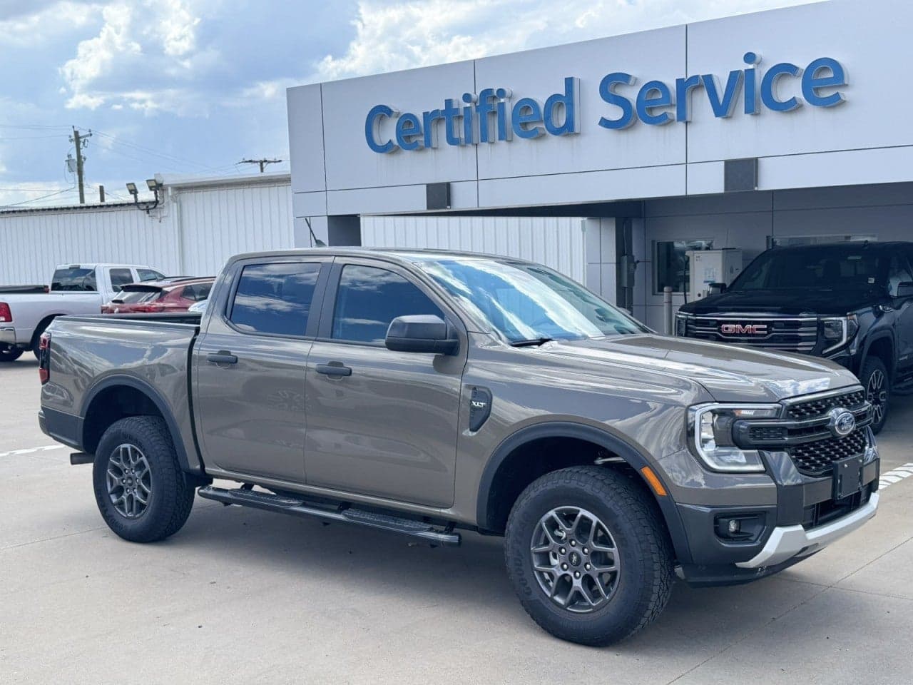 2025 Ford Ranger XLT — photo 1 of 11