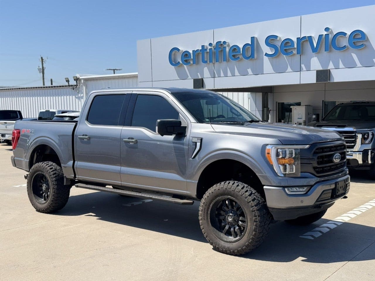 2022 Ford F-150 XLT — photo 1 of 10