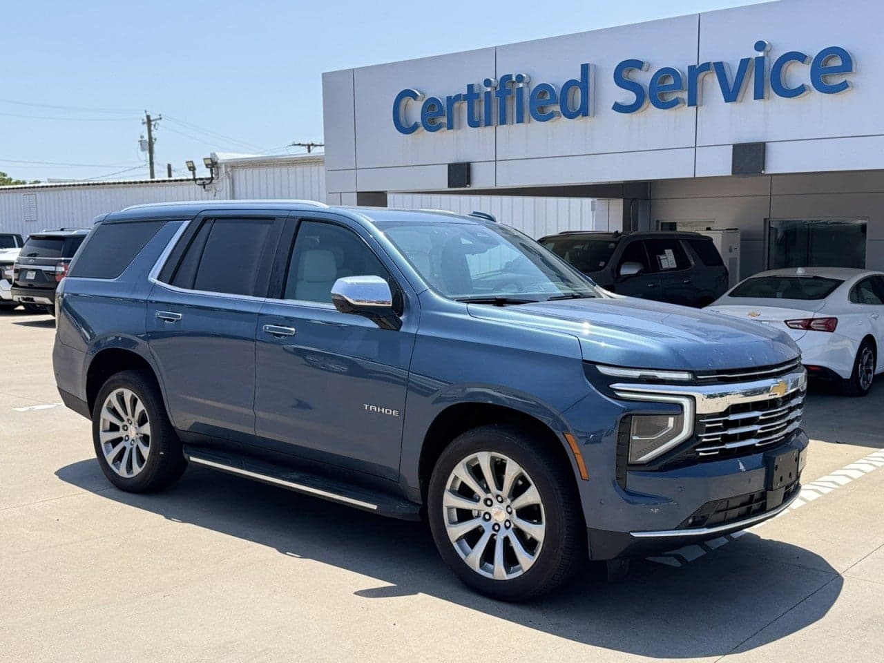 2025 Chevrolet Tahoe Premier — photo 1 of 25