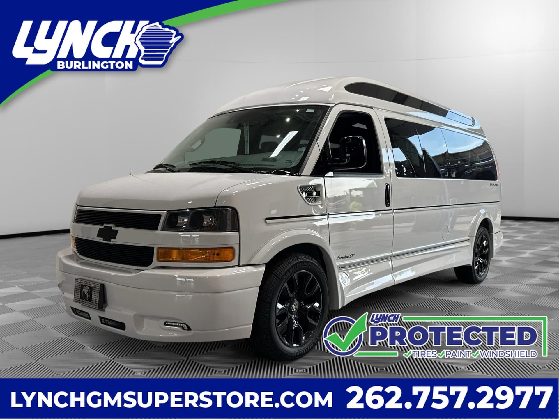 2026 Chevrolet Express Cargo Van Base — photo 1 of 5
