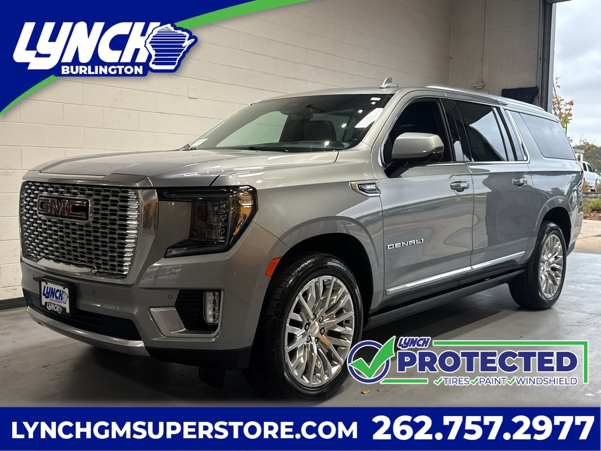 2023 GMC Yukon XL Denali — photo 1 of 5