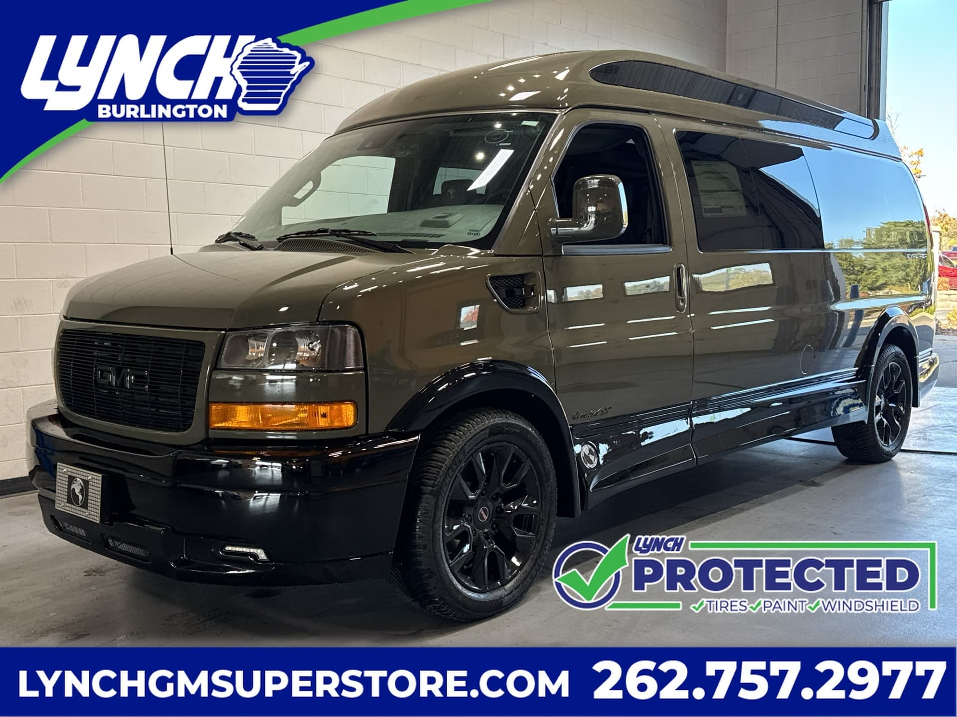 2026 GMC Savana Cargo Van Base — photo 1 of 5