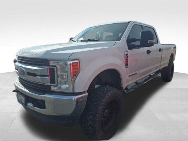 2018 Ford Super Duty F-350 SRW XL — photo 1 of 5