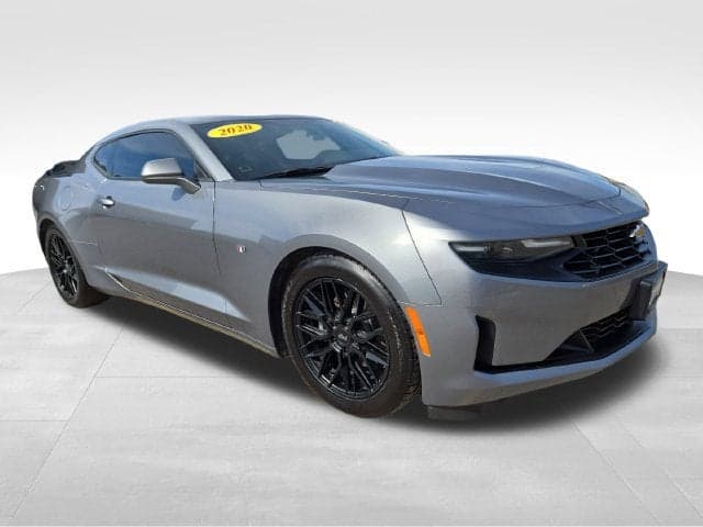 2020 Chevrolet Camaro 1LT — photo 1 of 31
