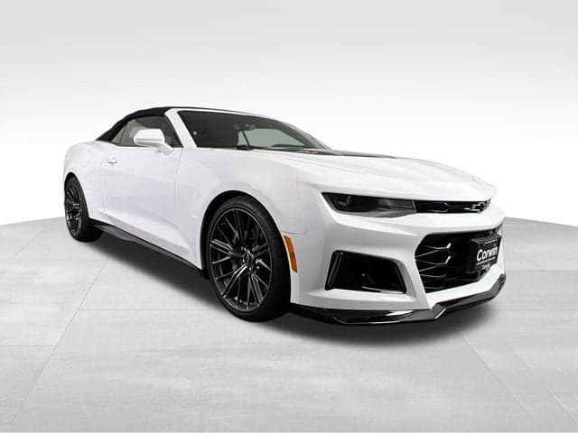 2022 Chevrolet Camaro ZL1 — photo 1 of 44