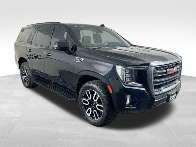 2021 GMC Yukon AT4 — photo 1 of 5