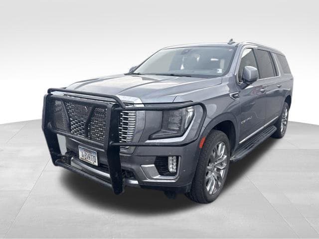 2022 GMC Yukon XL Denali — photo 1 of 5