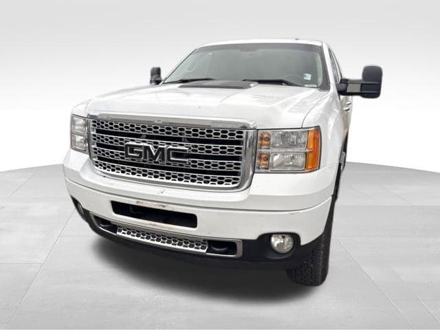 2014 GMC Sierra 2500HD Denali — photo 1 of 34