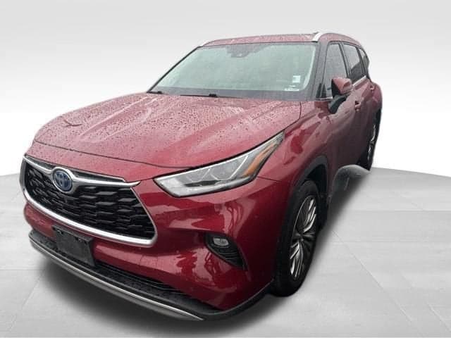 2023 Toyota Highlander Hybrid Platinum — photo 1 of 17