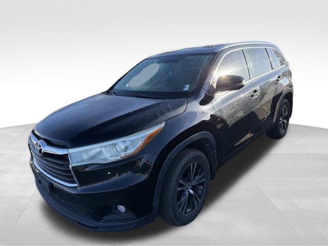 2016 Toyota Highlander XLE — photo 1 of 5