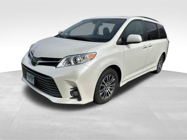 2019 Toyota Sienna XLE Auto Access Seat — photo 1 of 5