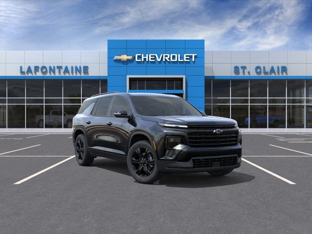2027 Chevrolet Traverse FWD LT — photo 1 of 5