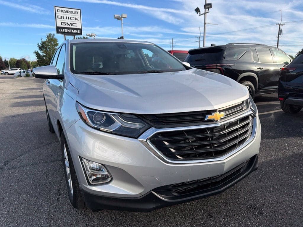 2020 Chevrolet Equinox LT — photo 1 of 19