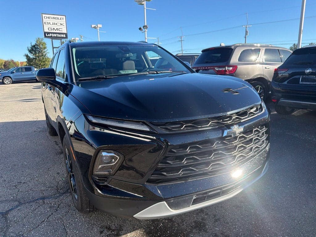 2025 Chevrolet Blazer 2LT — photo 1 of 5