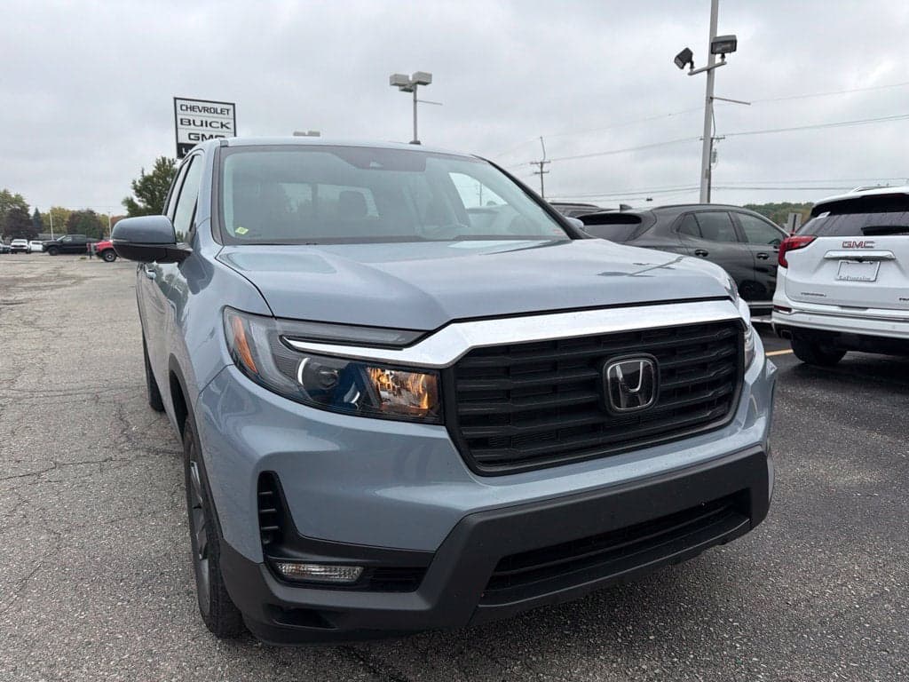 2023 Honda Ridgeline RTL — photo 1 of 5