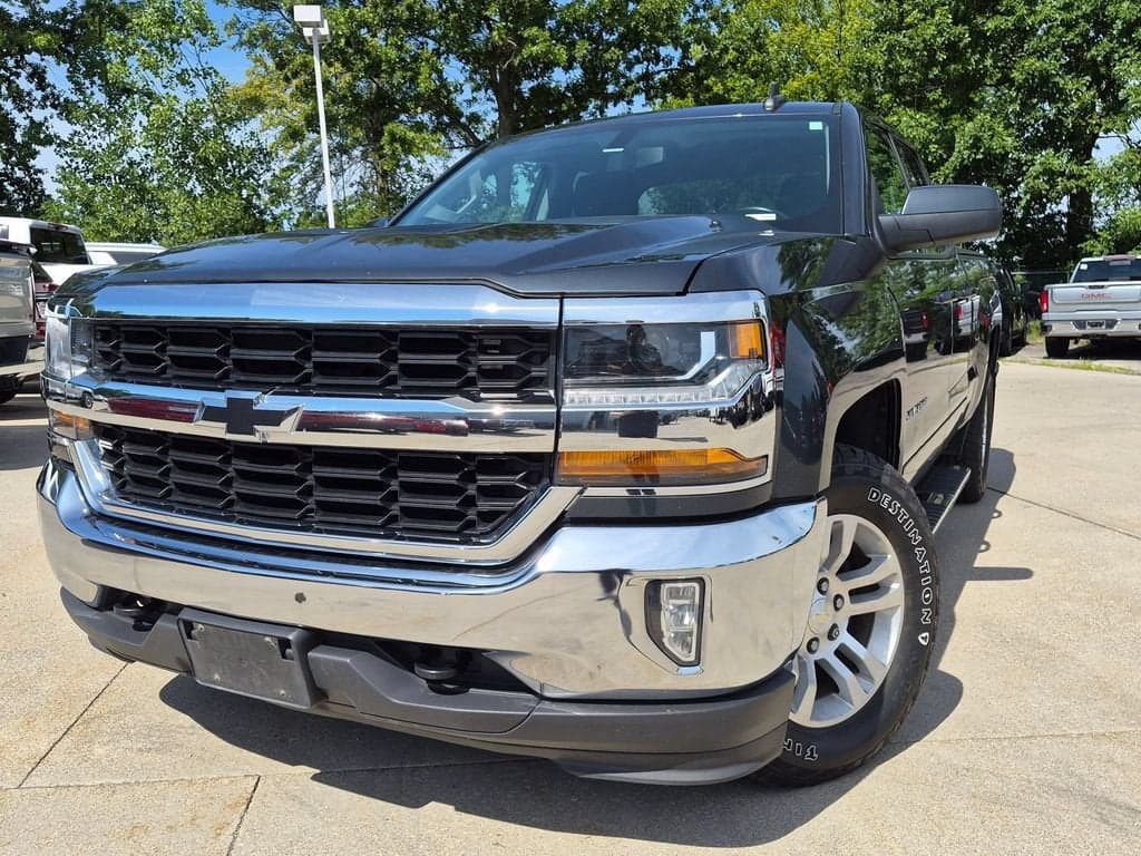 2019 Chevrolet Silverado LD LT — photo 1 of 16