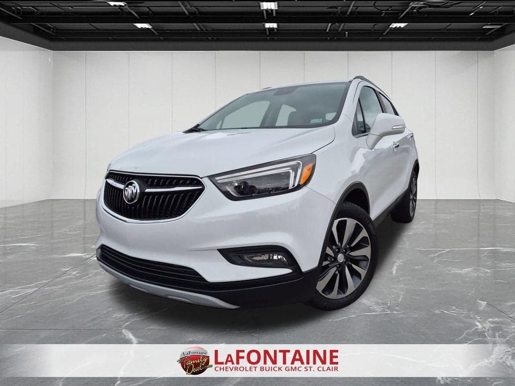 2019 Buick Encore Essence — photo 1 of 29