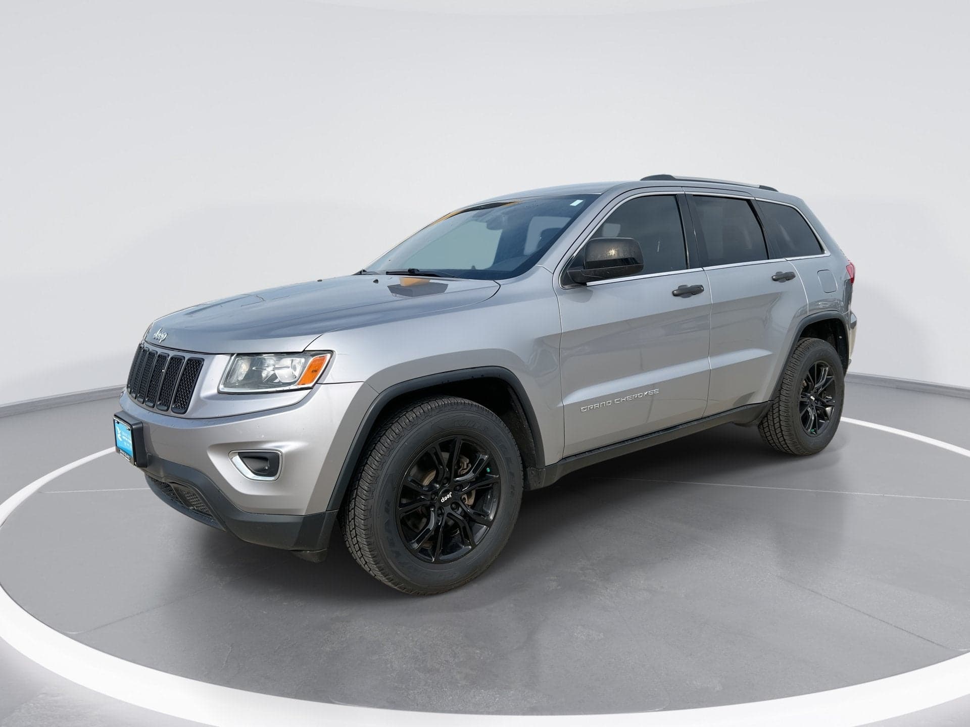 2014 Jeep Grand Cherokee Laredo — photo 1 of 31