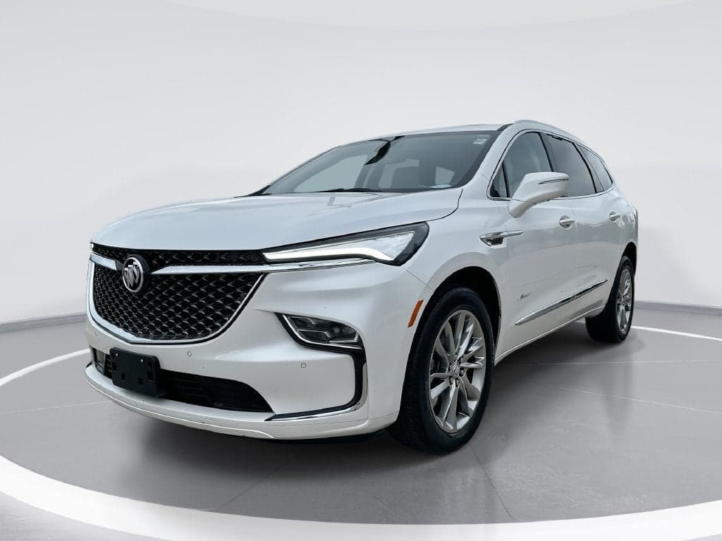 2024 Buick Enclave Avenir — photo 1 of 32